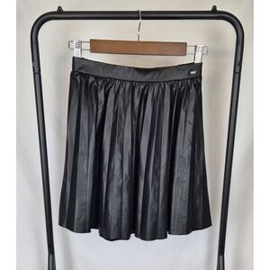 Zara Black Faux Leather Pleated Mini Skirt Size 13-14 US Casual Preppy Academia